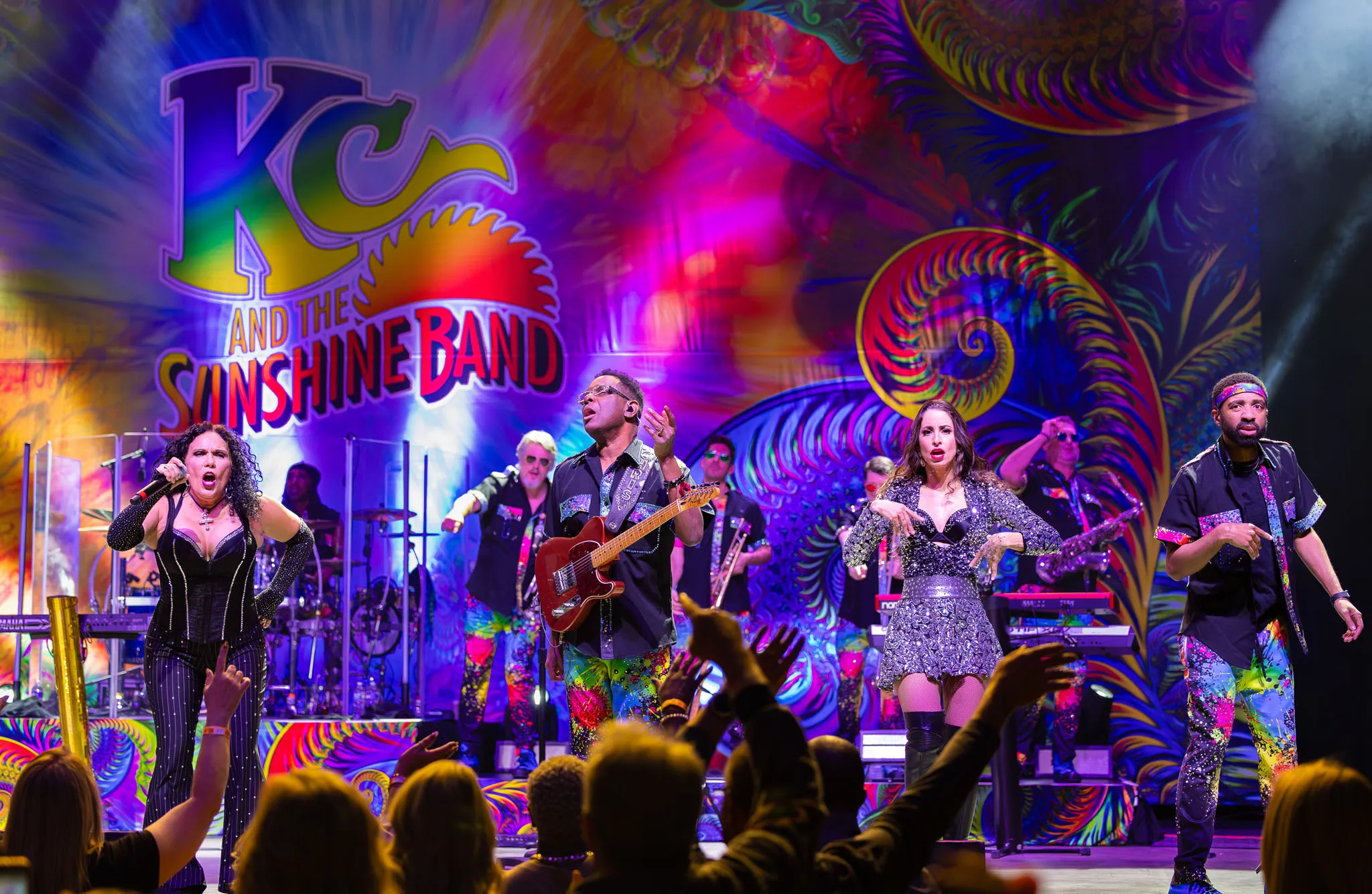 KC & The Sunshine Band playing live